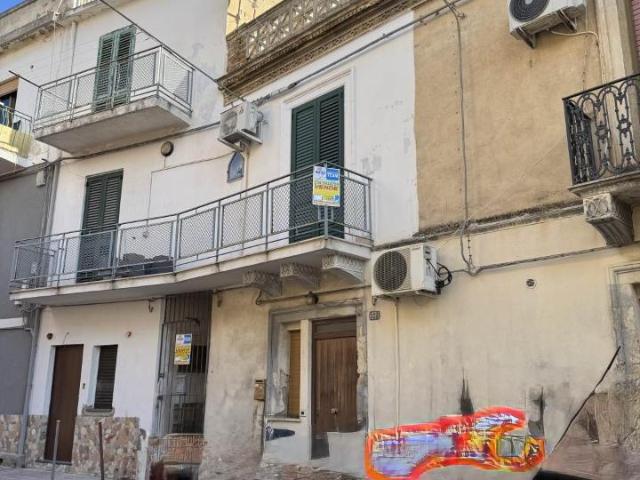 Appartamento in vendita a San Filippo Inferiore, Messina