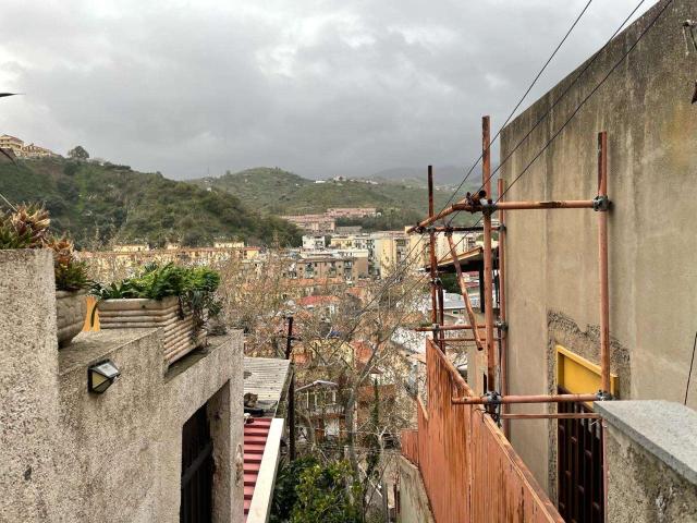 Appartamento in vendita a III Circoscrizione, Messina