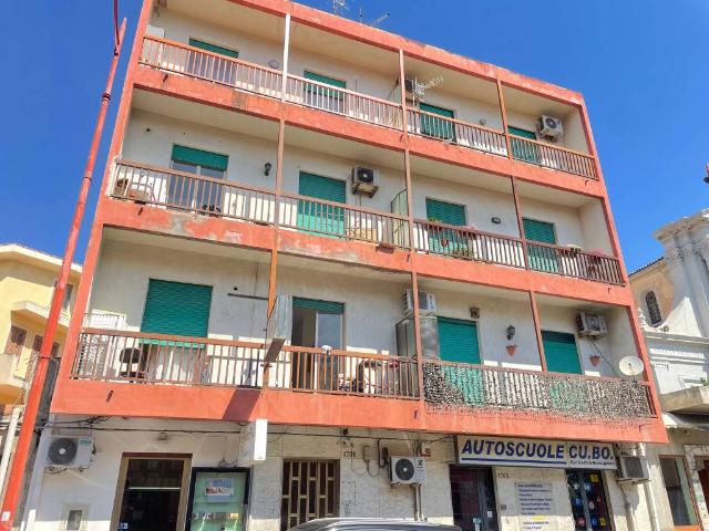 Appartamento in vendita a Sperone, Messina