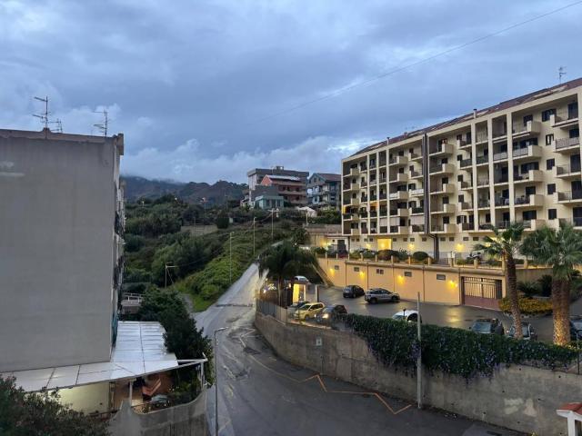 Appartamento in vendita a Santa Lucia sopra Contesse, Messina