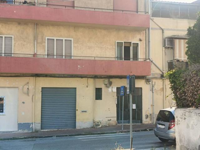 Appartamento in vendita a San Filippo Inferiore, Messina