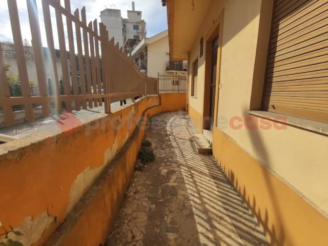 Appartamento in vendita a San Filippo Inferiore, Messina