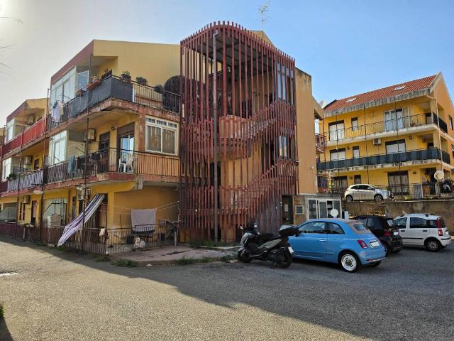 Appartamento in vendita a Sperone, Messina