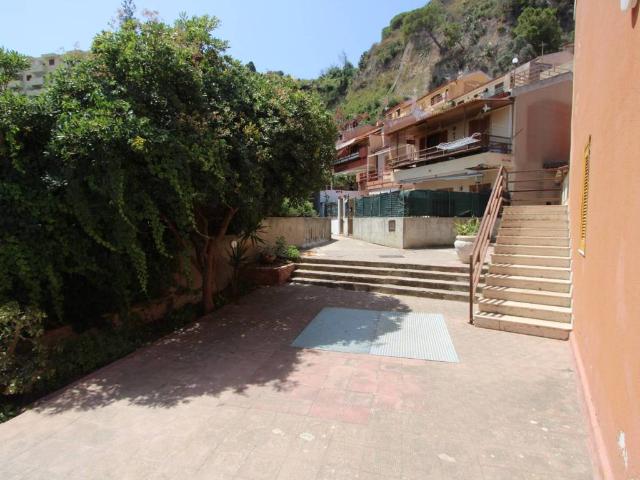 Appartamento in vendita a VI Circoscrizione, Messina