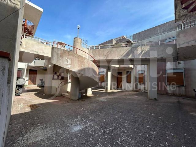 Appartamento in vendita a VI Circoscrizione, Messina