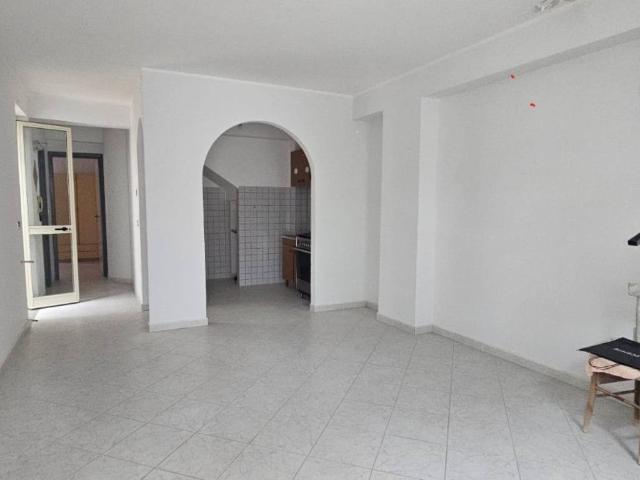 Appartamento in vendita a Sperone, Messina