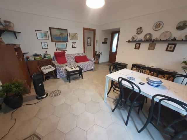 Appartamento in vendita a Meta, Campania