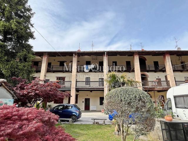 Appartamento in vendita a Mezzago, Lombardia