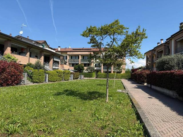 Appartamento in vendita a Mezzago, Lombardia