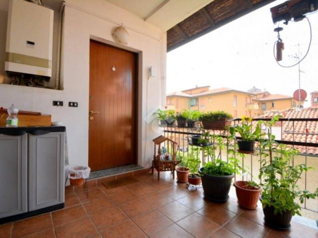 Appartamento in vendita a Mezzago, Monza e della Brianza