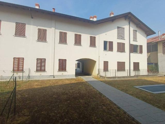 Appartamento in vendita a Mezzago, Lombardia