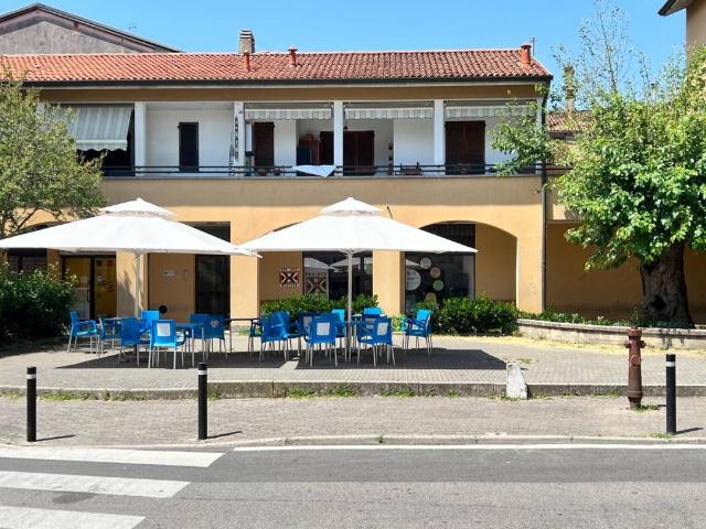 Appartamento in vendita a Mezzago, Lombardia