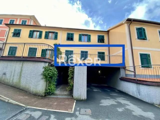 Appartamento in vendita a Mezzanego, Liguria