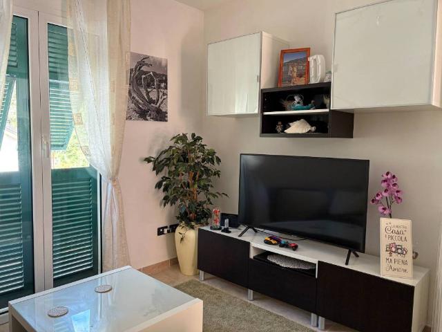 Appartamento in vendita a Mezzanego, Liguria