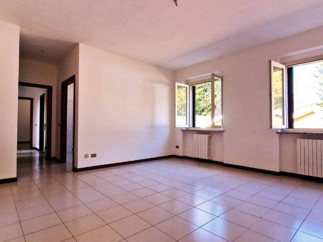 Appartamento in vendita a Mezzanino, Lombardia