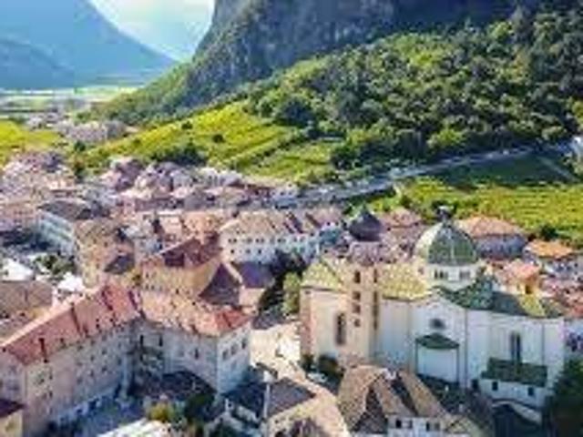 Appartamento in vendita a Comunità Rotaliana-Königsberg, Mezzocorona
