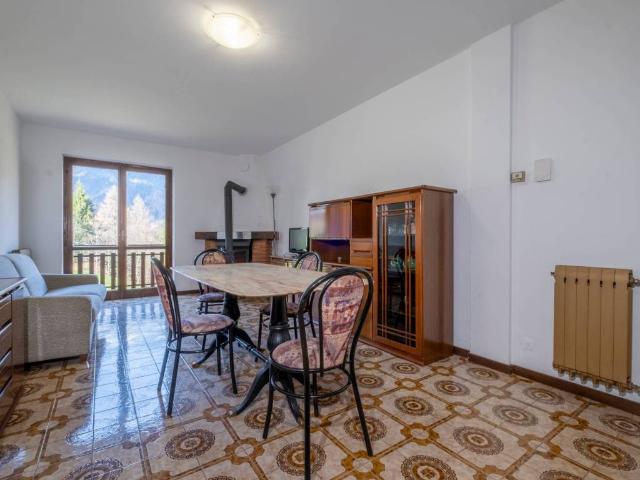 Appartamento in vendita a Comunità Montana della Valle Brembana, Mezzoldo