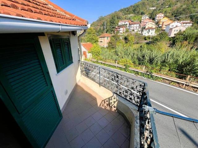 Appartamento in vendita a Mignanego, Liguria