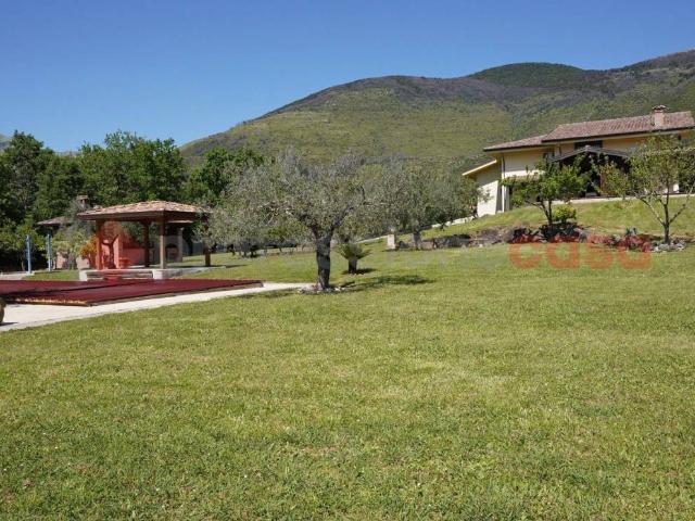 Appartamento in vendita a Mignano Monte Lungo, Caserta