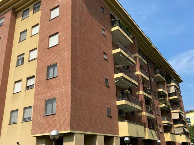 Appartamento in vendita a Municipio 8 di Milano, Milano