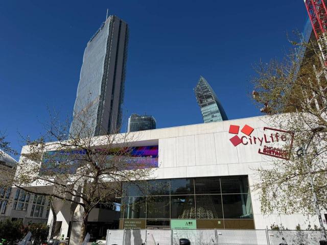 Appartamento in vendita a Municipio 8 di Milano, Milano
