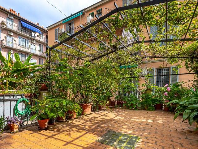 Appartamento in vendita a Municipio 4, Milano