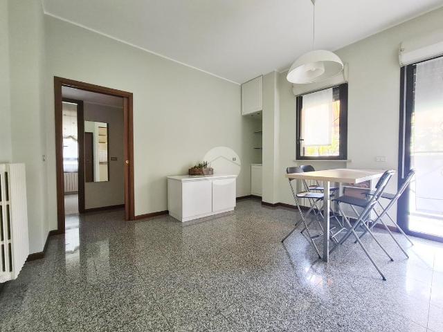 Appartamento in vendita a Municipio 9, Milano