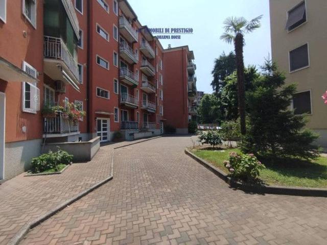 Appartamento in vendita a Municipio 6, Milano