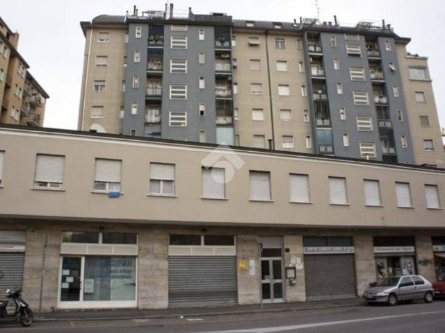 Appartamento in vendita a Municipio 9, Milano