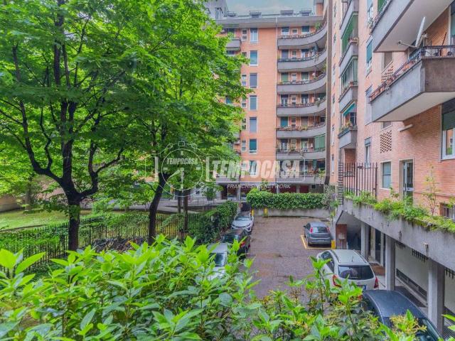 Appartamento in vendita a Municipio 9, Milano