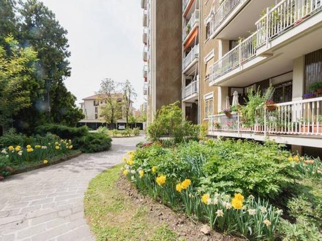 Appartamento in vendita a Municipio 2, Milano