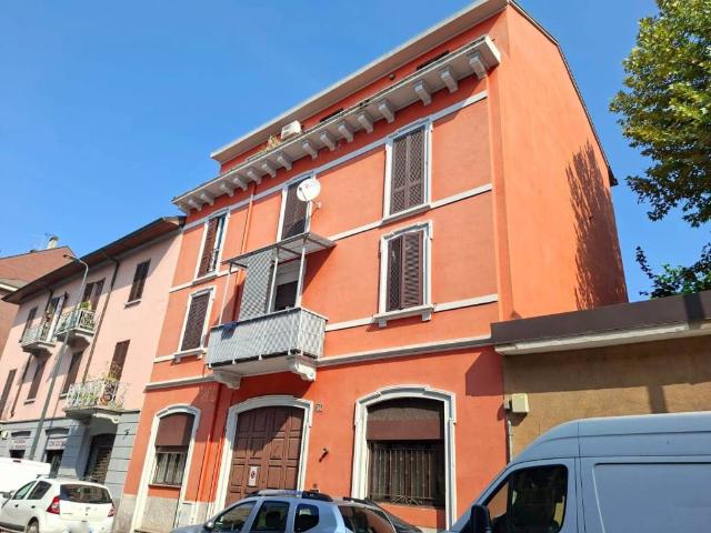 Appartamento in vendita a Municipio 8 di Milano, Milano