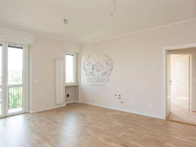 Appartamento in vendita a Municipio 7, Milano