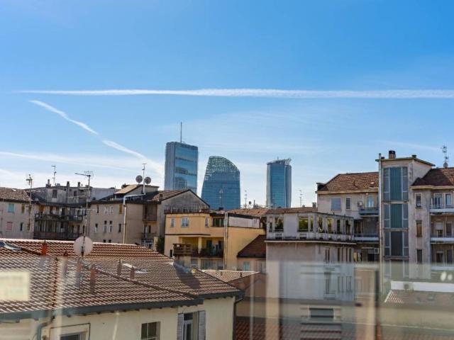 Appartamento in vendita a Municipio 8 di Milano, Milano