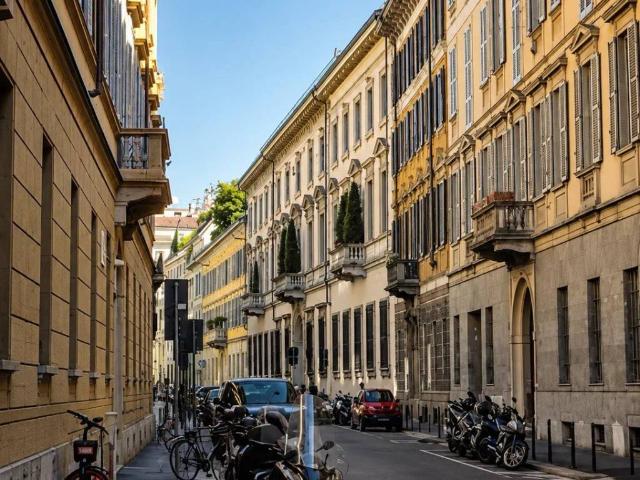 Appartamento in vendita a Municipio 1, Milano