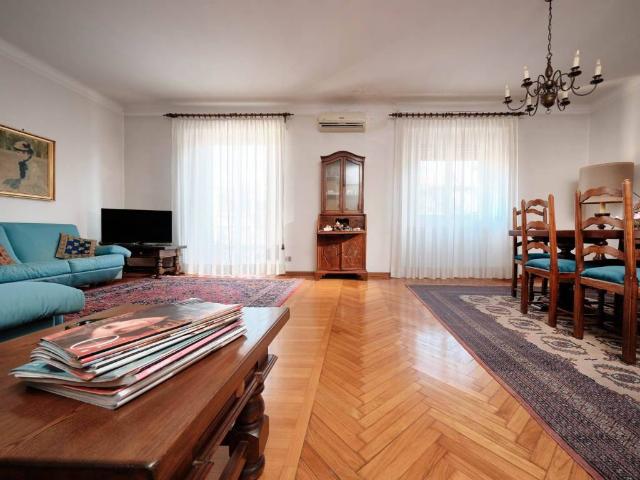 Appartamento in vendita a Municipio 8 di Milano, Milano