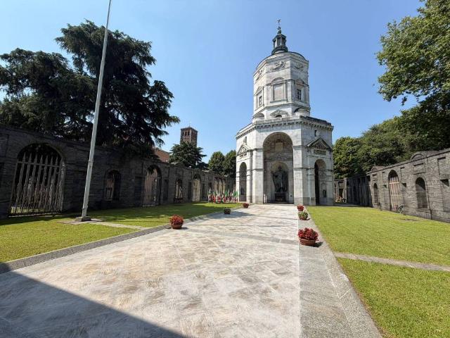 Appartamento in vendita a Municipio 1, Milano