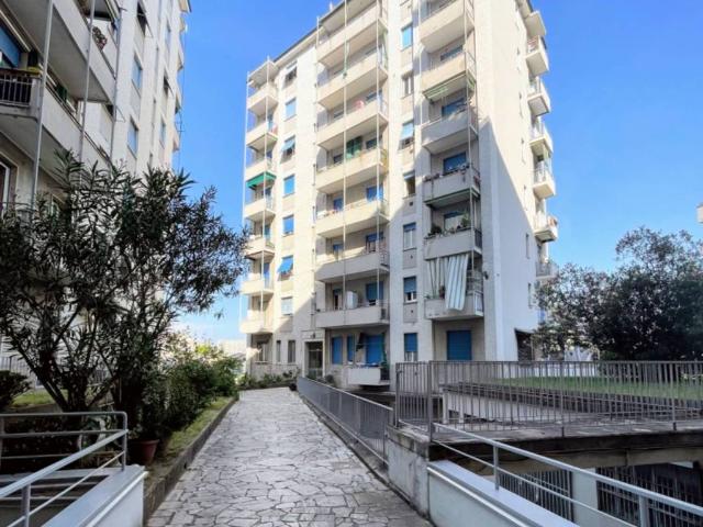 Appartamento in vendita a Municipio 2, Milano
