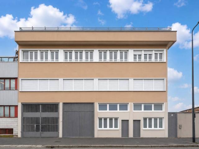 Appartamento in vendita a Municipio 9, Milano