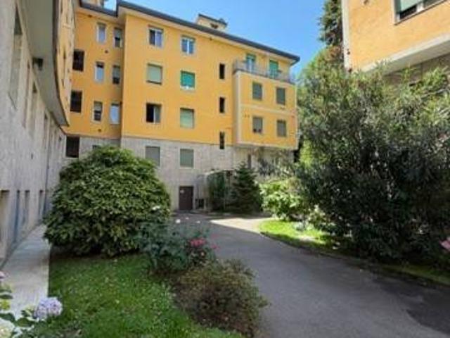 Appartamento in vendita a Municipio 8 di Milano, Milano