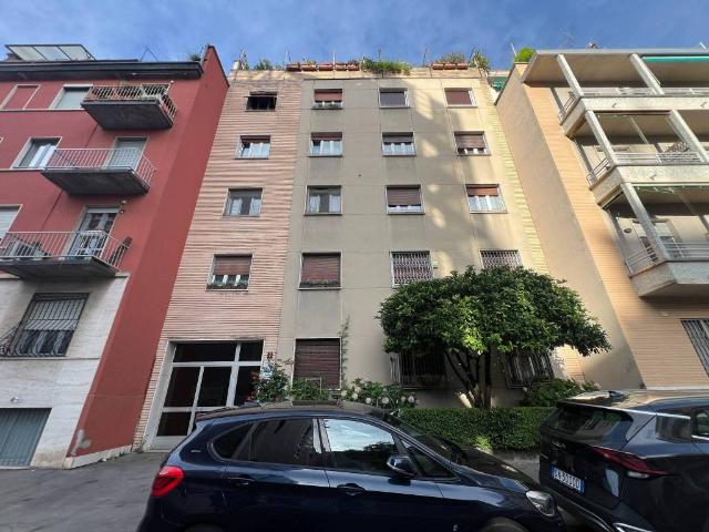 Appartamento in vendita a Municipio 7, Milano