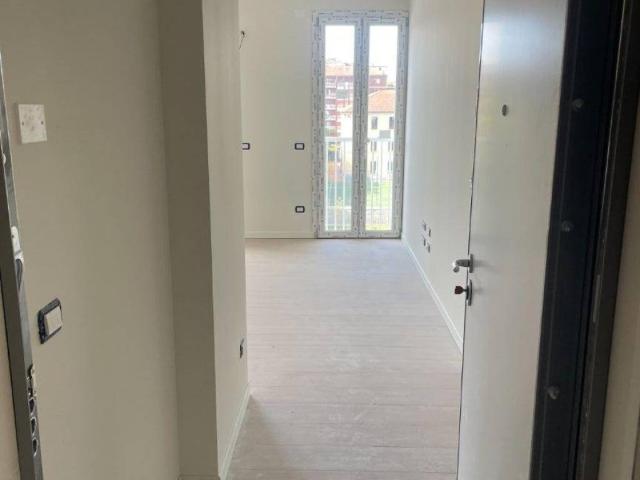 Appartamento in vendita a Municipio 8 di Milano, Milano