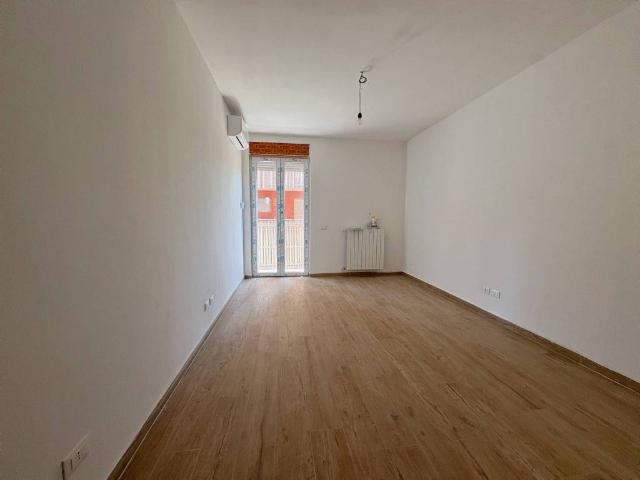 Appartamento in vendita a Municipio 4, Milano