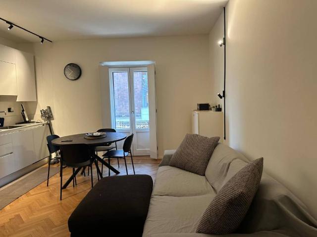 Appartamento in vendita a Ticinese, Milano