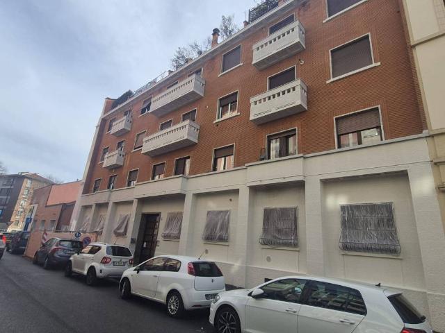 Appartamento in vendita a Municipio 8 di Milano, Milano