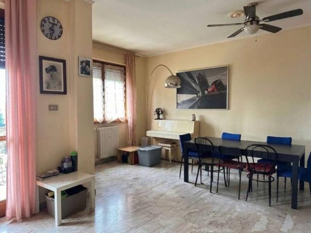 Appartamento in vendita a Municipio 7, Milano