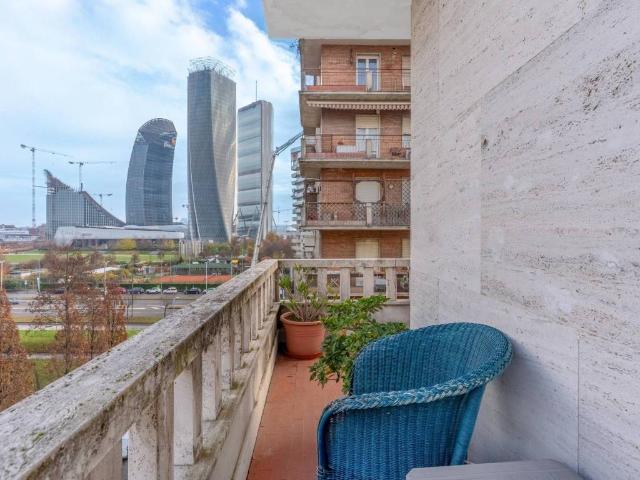 Appartamento in vendita a Municipio 8 di Milano, Milano