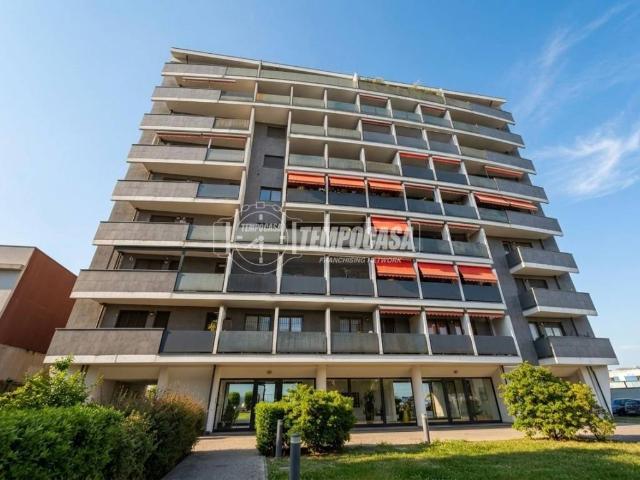 Appartamento in vendita a Municipio 6, Milano