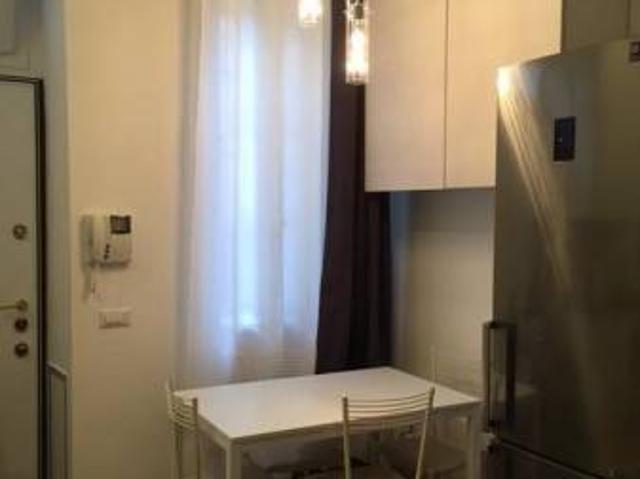 Appartamento in vendita a Municipio 8 di Milano, Milano