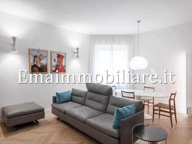 Appartamento in vendita a Municipio 1, Milano